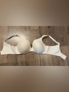 La Vie En Rose Smooth Nude Underwire T-Shirt Bra